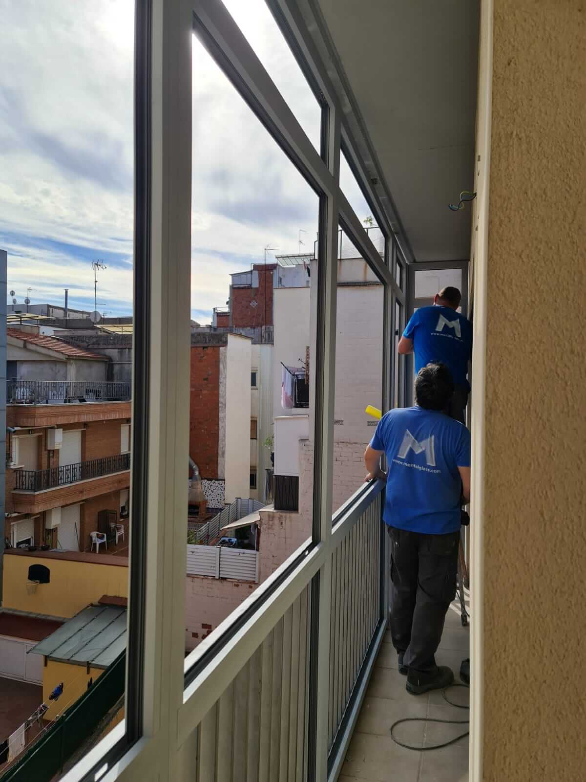 perfiles-aluminio-montalglass-1 perfiles-aluminio-montalglass-1