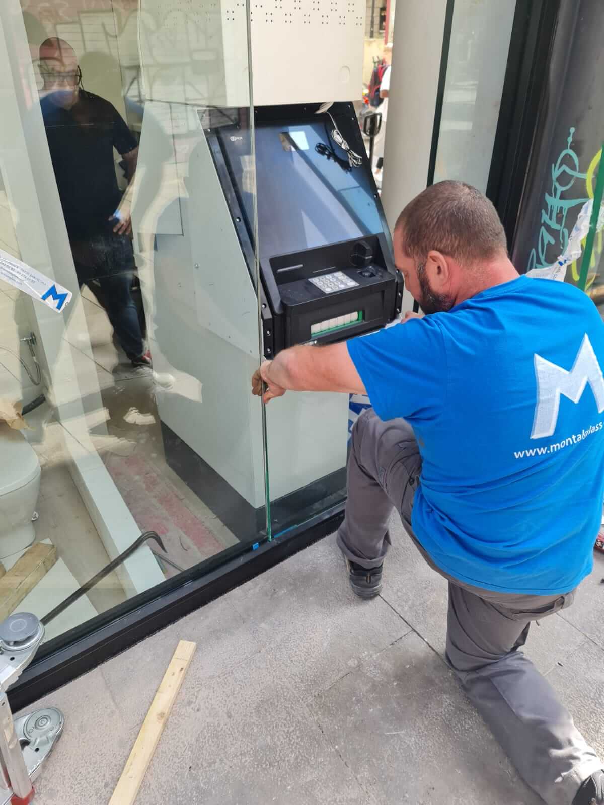 vidrio-comercio-montalglass-6 vidrio-comercio-montalglass-6