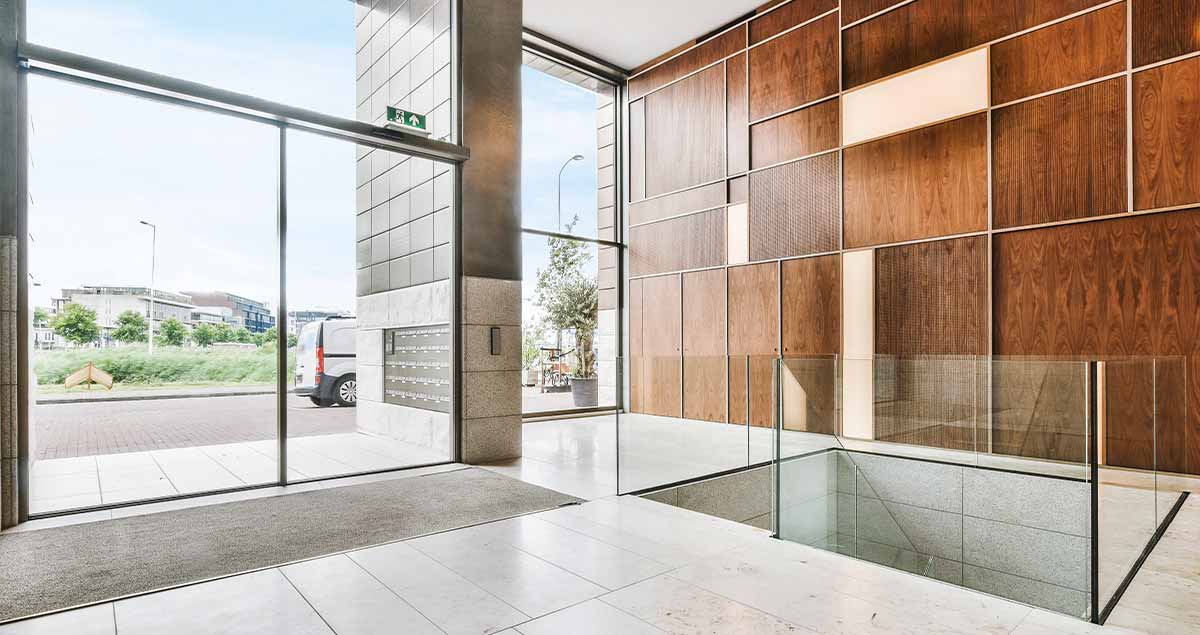 empresa-de-puertas-automaticas-innovacion-y-tecnologia-para-tu-comodidad