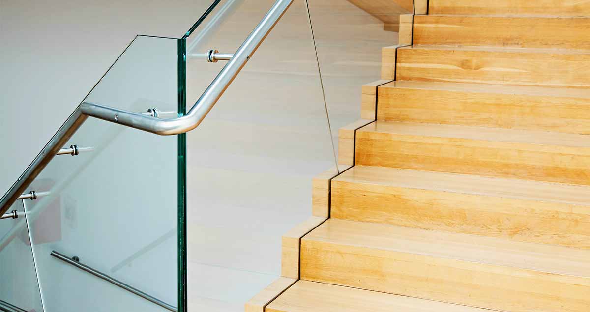 barandillas-de-cristal-para-escaleras-seguridad-y-estilo-en-tu-hogar