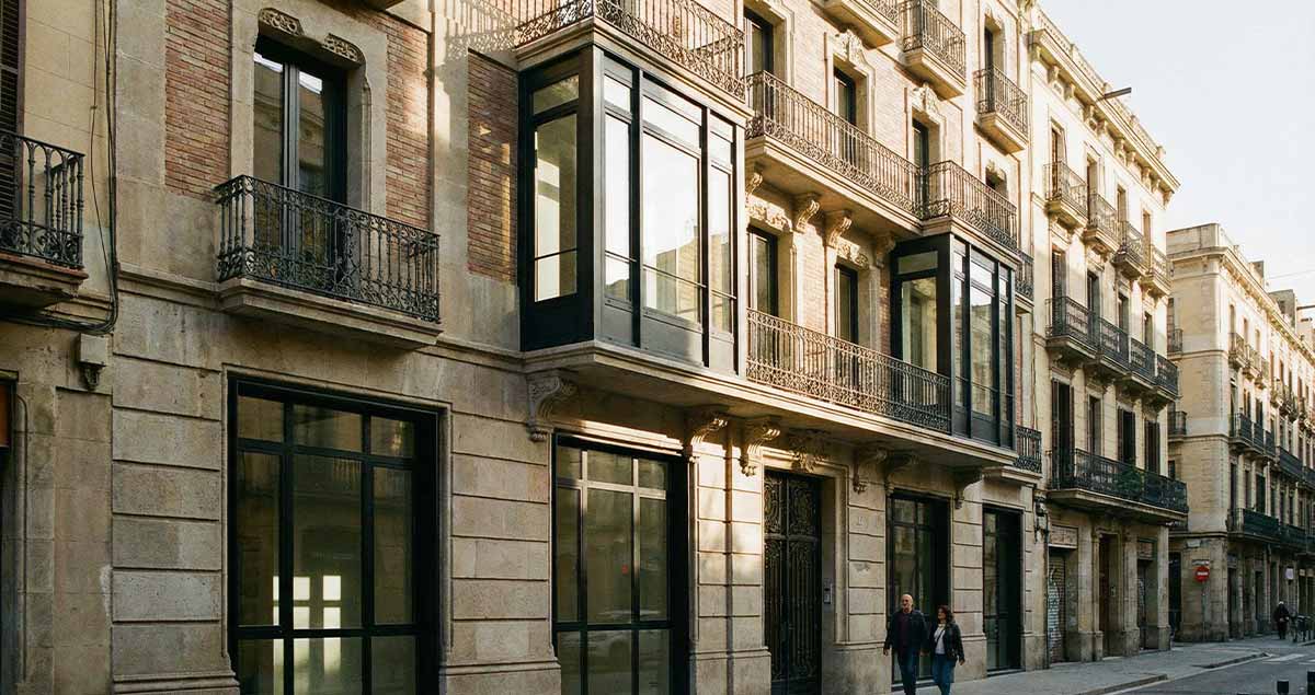 ventanas-a-medida-en-barcelona-en-aluminio-fabricacion-e-instalacion-profesional